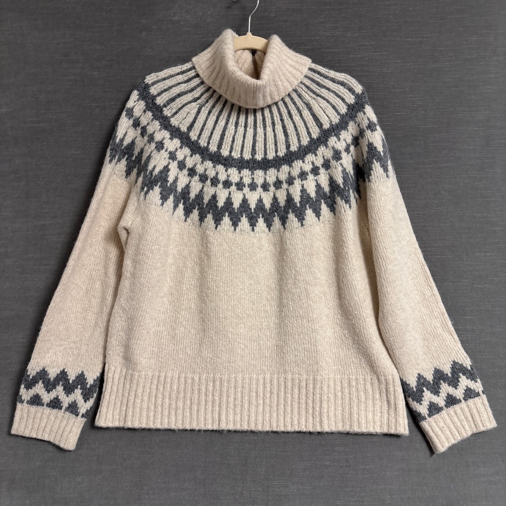 ASTR Sweater M Cream Grey Wool Blend Fair Isle Turtleneck Cozy Winter NWOT
